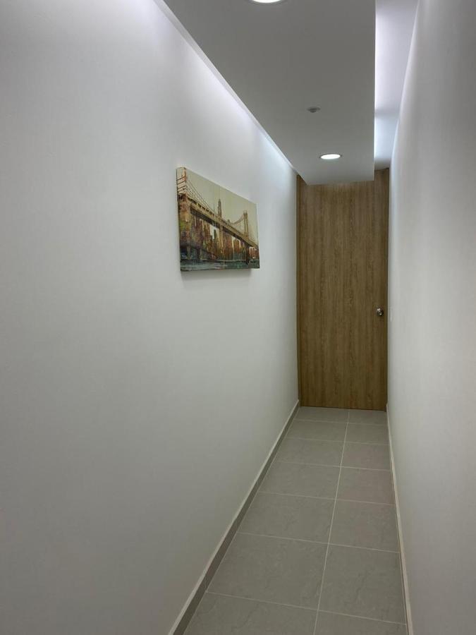 Apartamento Frente Al Malecon Guatape Bagian luar foto